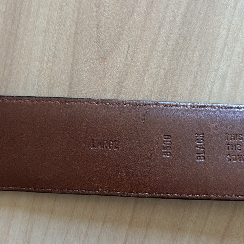 Coach Black Leather Belt Size Large. Brass Buckle. - Picture 4 of 6